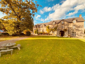  Old Rectory Country Hotel  Крикхауэлл